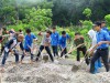 Hội viên thanh niên hăng hái tham gia hoạt động xây dựng nông thôn mới