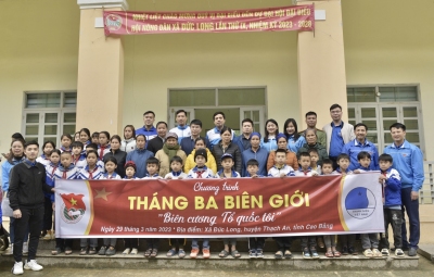 Chương trình Tháng Ba biên giới tại xã Đức Long, huyện Thạch An, tỉnh Cao Bằng.