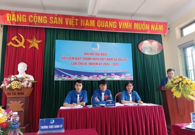 Đồng chí Triệu Văn Đạo – Bí thư Đảng ủy xã An Lạc phát biểu tại Đại hội.