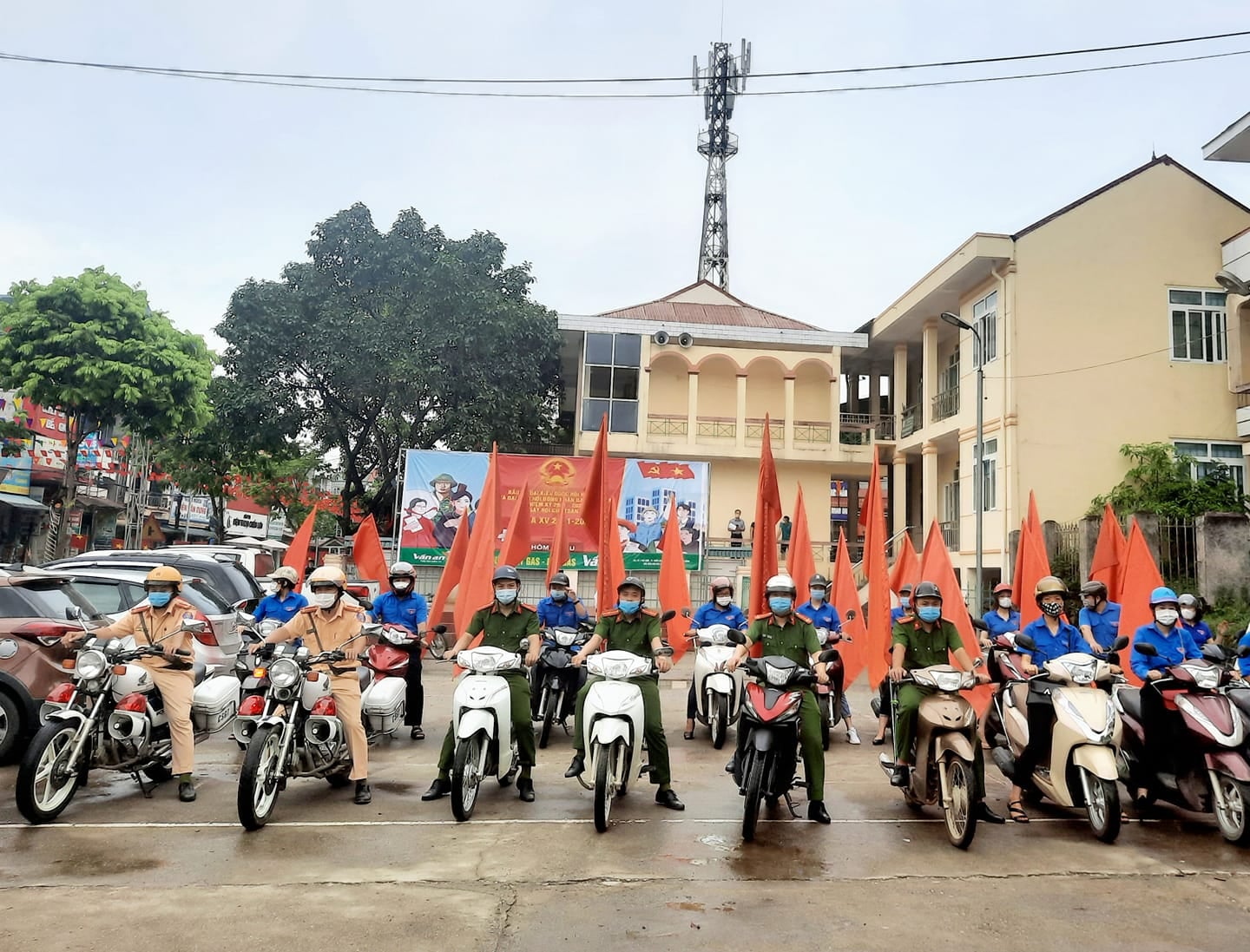 ĐVTN huyện Hòa An ra quân tuyên truyền bầu cử Đại biểu Quốc hội và HĐND các cấp