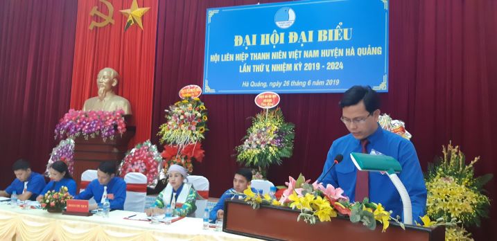 Anh Triệu Văn Thực - Phó Bí thư TỈnh Đoàn, Chủ tịch Hội LHTN Việt Nam tỉnh phát biểu tại đại hội