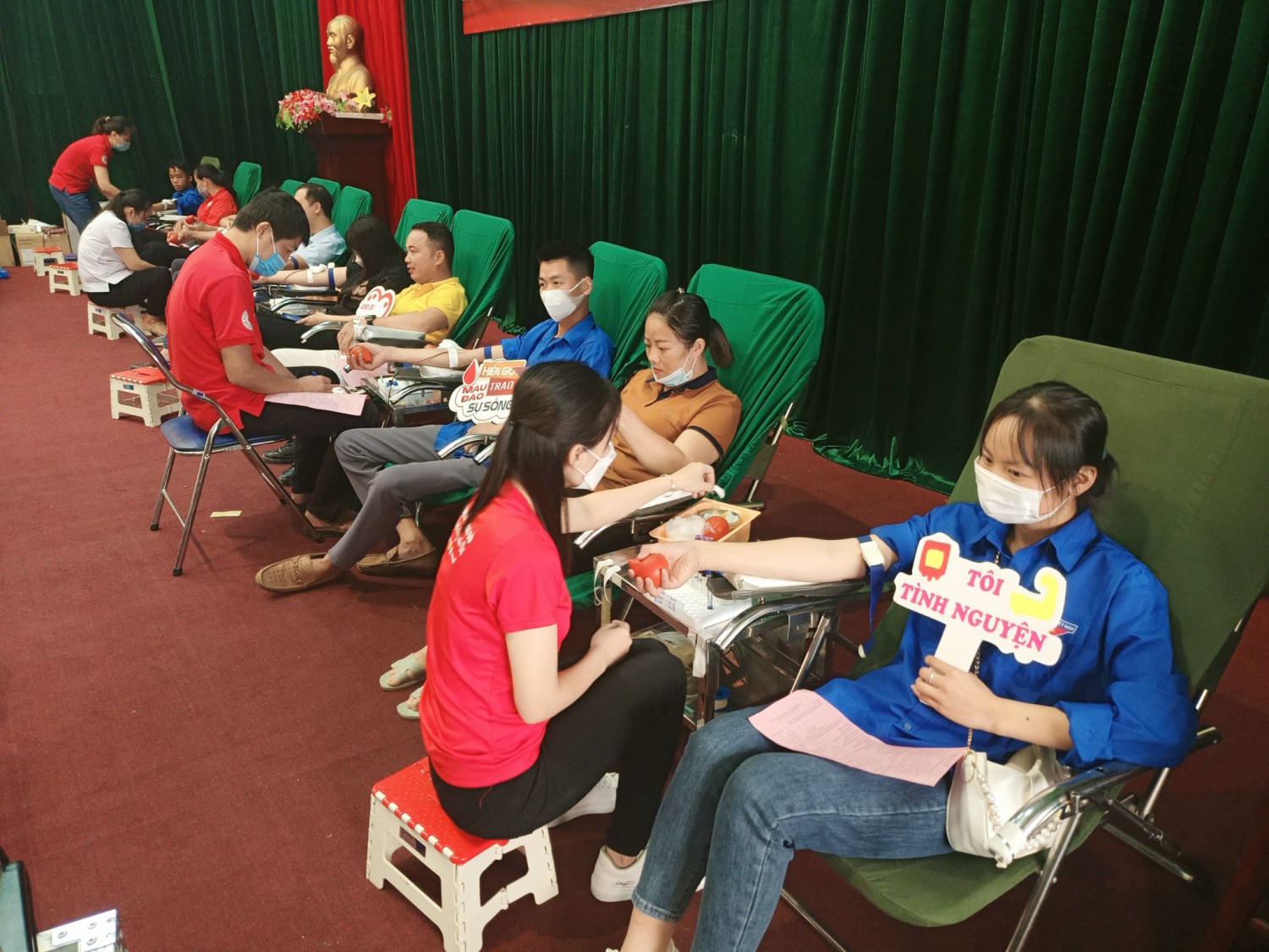 ĐVTN huyện Thạch An tham gia ngày hội hiến máu  tình nguyện đợt II năm 2022