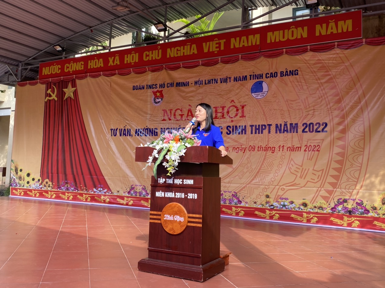 Đ/c Triệu Thanh Dung - Phó Bí thư Tỉnh Đoàn, Phó Chủ tịch Hội LHTN Việt Nam tỉnh phát biểu khai mạc Ngày hội.