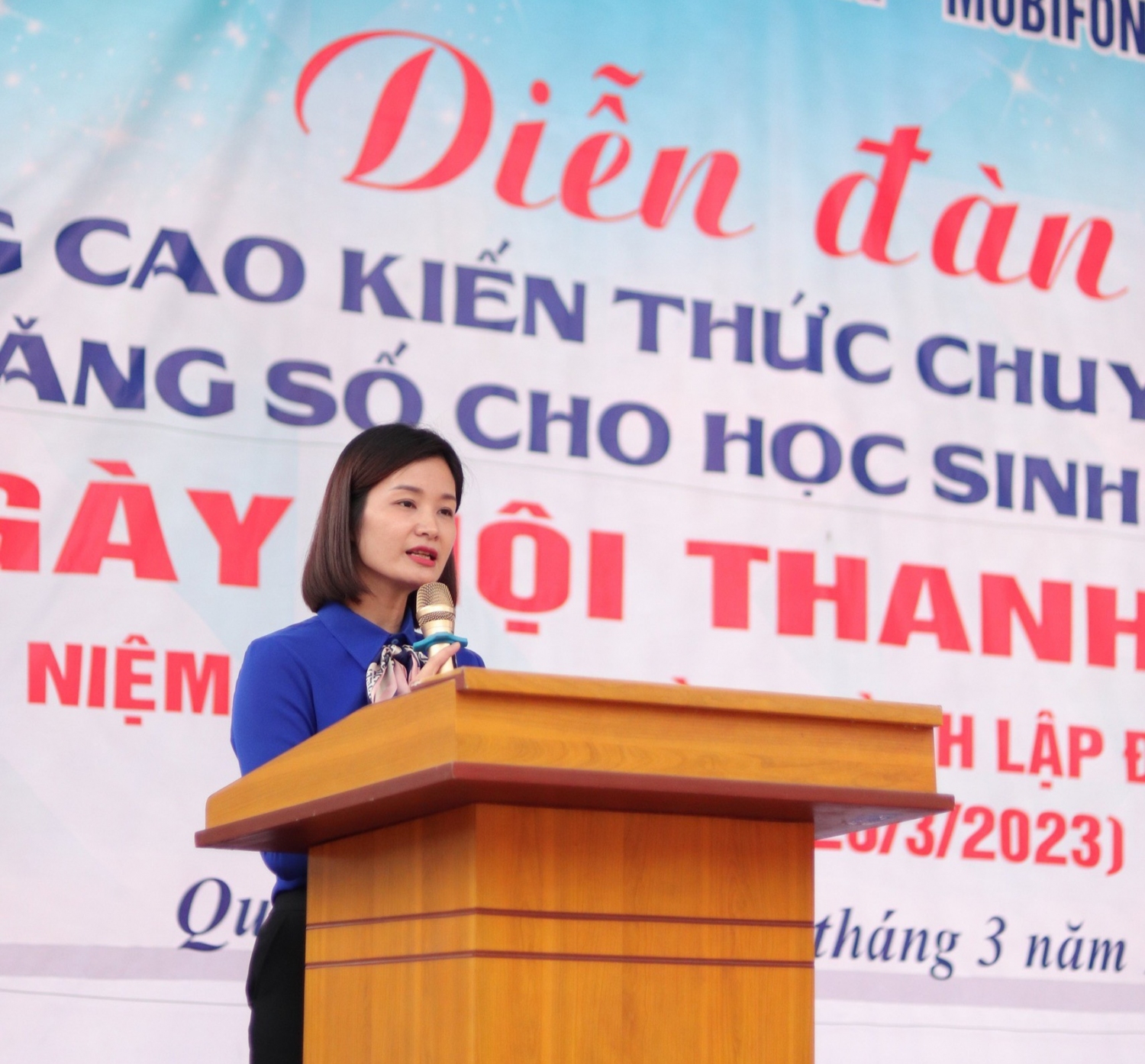 Đồng chí Tô Phương Chi - Phó Bí thư Thường trực Tỉnh Đoàn, Chủ tịch Hội đồng Đội tỉnh phát biểu khai mạc.
