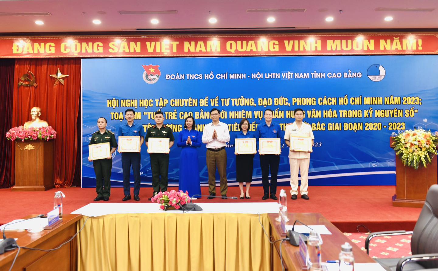 Khen thưởng các tập thể có thành tích xuất sắc trong học tập và làm theo tư tưởng, đạo đức, phong cách Hồ Chí Minh giai đoạn 2020 - 2023