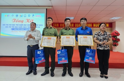 Trao 48 giải thưởng Hội thi Tin học trẻ tỉnh Tiền Giang năm 2023