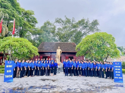Đoàn cấp tỉnh tổ chức Hành trình về địa chỉ đỏ “Tự hào Việt Nam” tại Khu tưởng niệm đồng chí Hoàng Đình Giong
