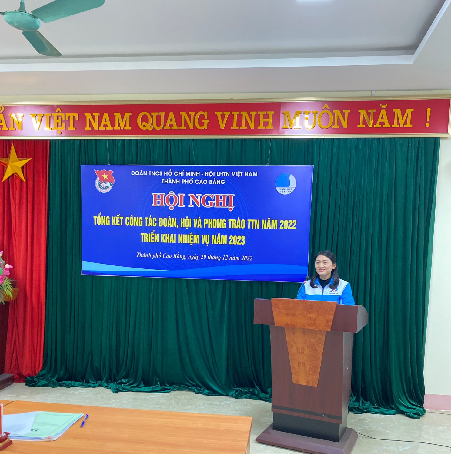 Đ/c Triệu Thanh Dung - Phó Bí Thư Tỉnh Đoàn phát biểu tại Hội nghị tổng kết.