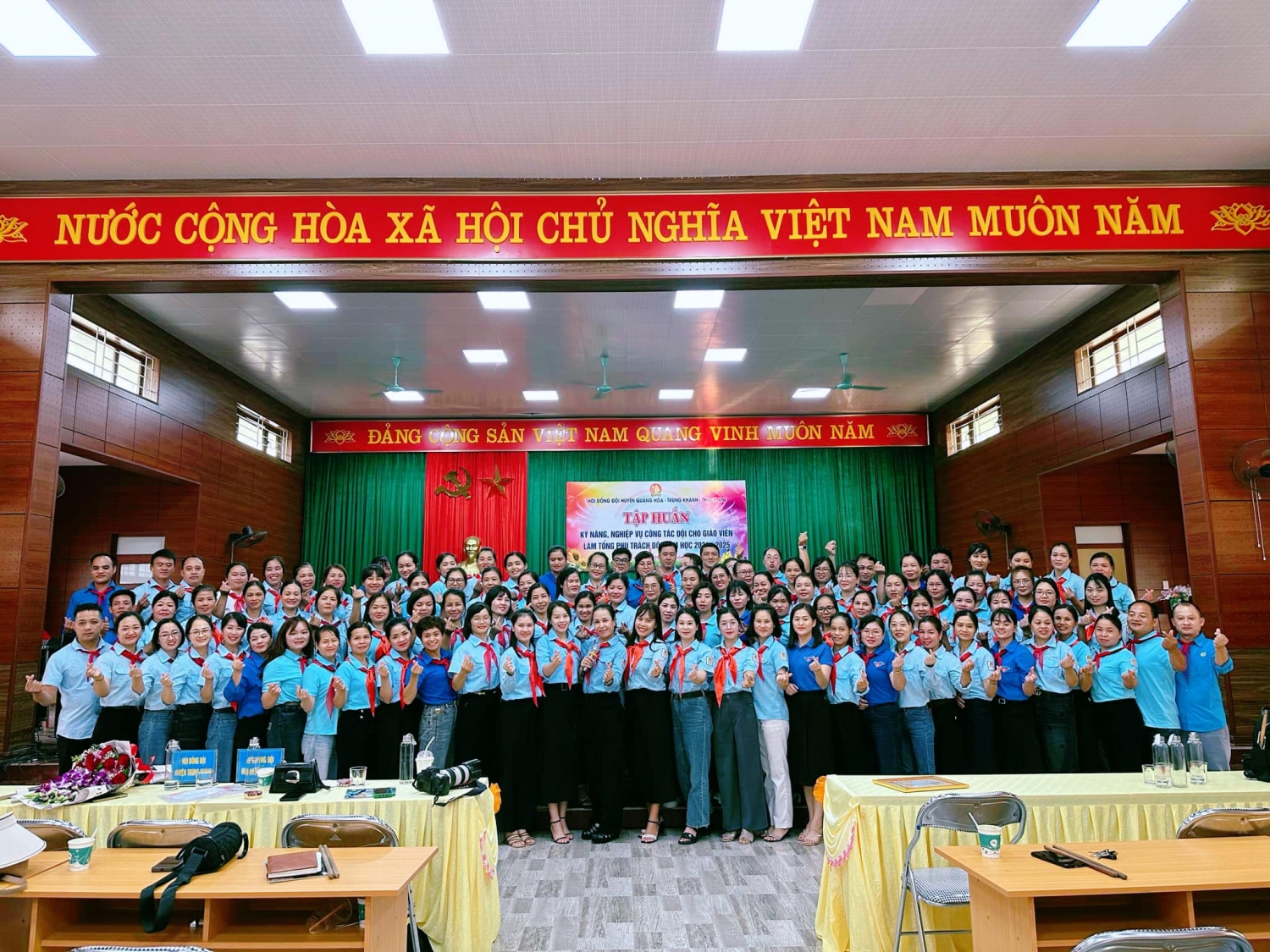 Các đại biểu tham gia chương trình tập huấn.