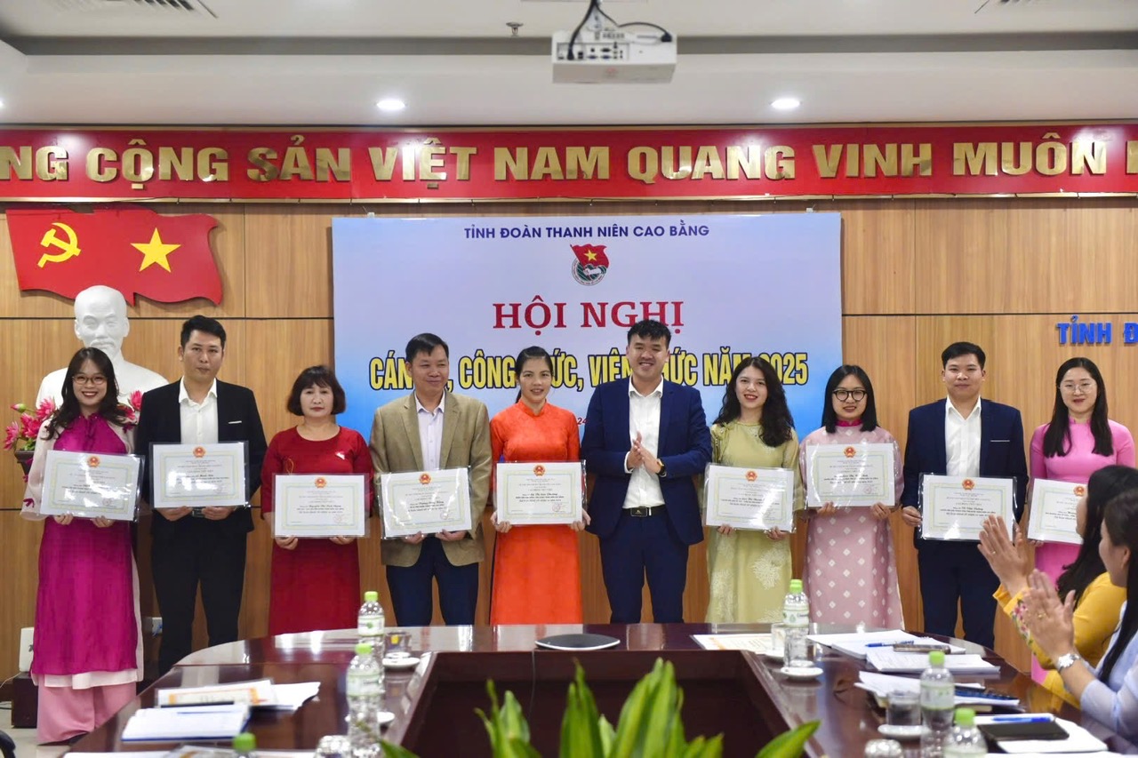 Hội nghị cán bộ, công chức, viên chức năm 2025