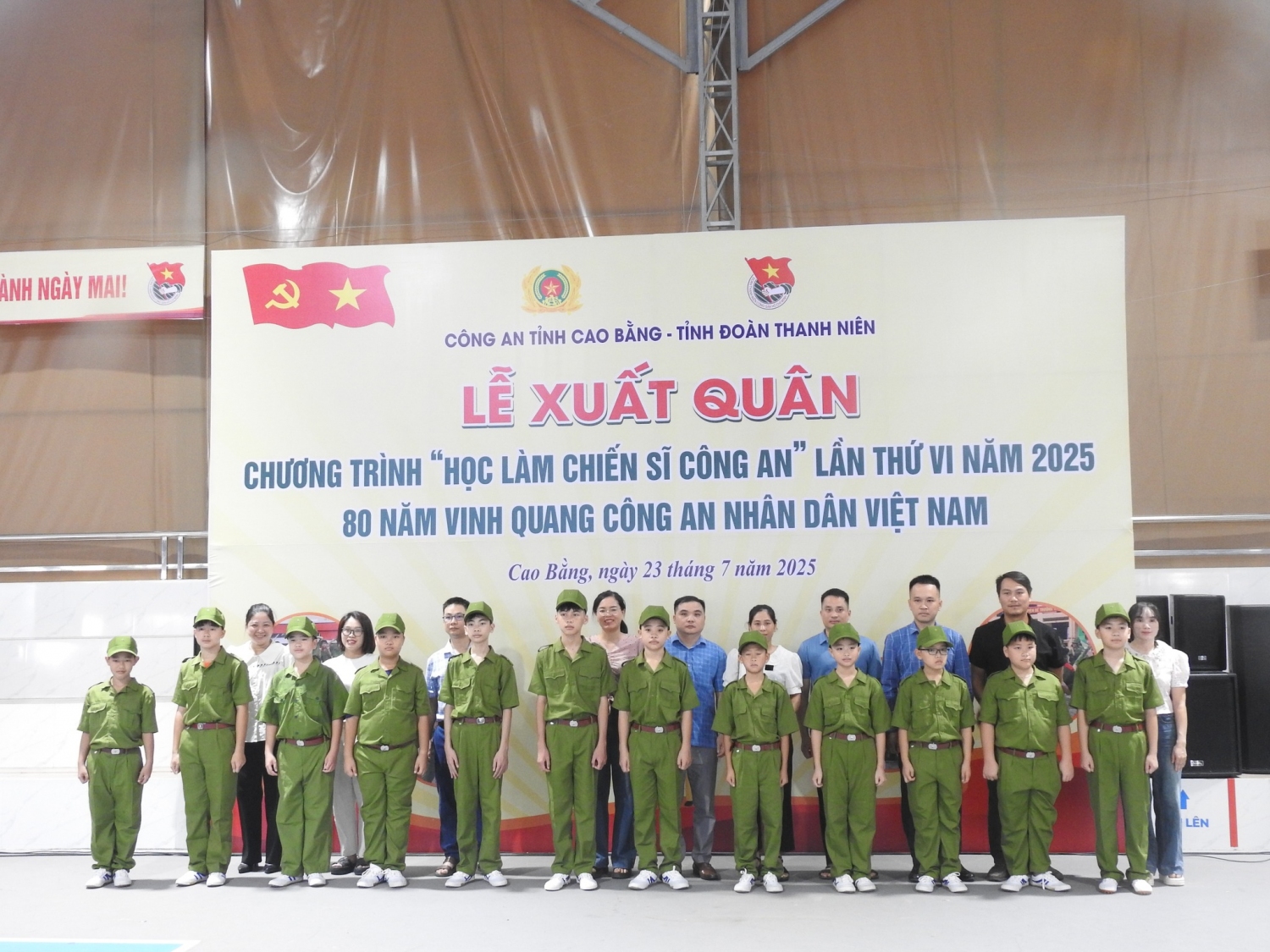 Lễ xuất quân chương trình “Học làm chiến sĩ Công an” lần thứ VI năm 2025 với chủ đề "80 năm Vinh Quang Công an nhân dân Việt Nam".