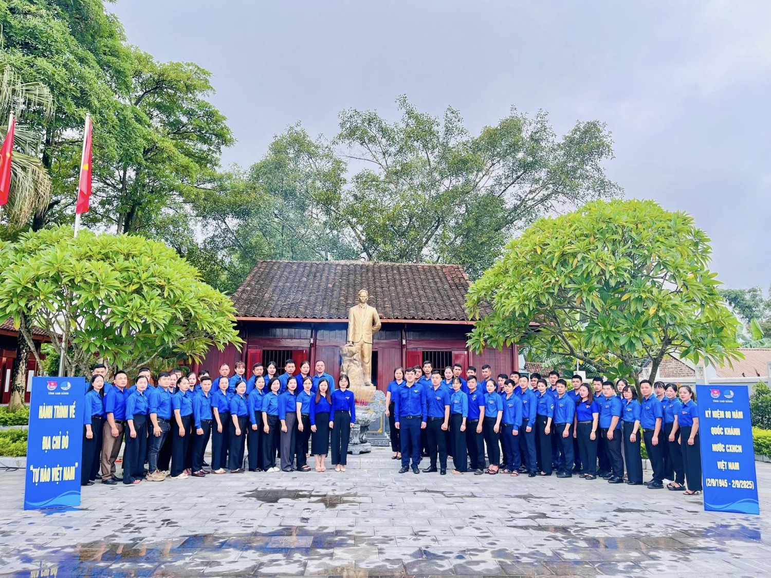 Đoàn cấp tỉnh tổ chức Hành trình về địa chỉ đỏ “Tự hào Việt Nam” tại Khu tưởng niệm đồng chí Hoàng Đình Giong