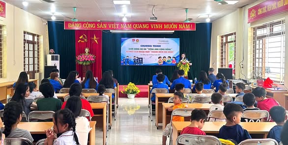 Chương trình khởi động Dự án “Tiếng Anh cộng đồng” và ra mắt Câu lạc bộ Ngoại ngữ “Thanh niên Hội nhập” tại Trung tâm Bảo trợ xã hội tỉnh.